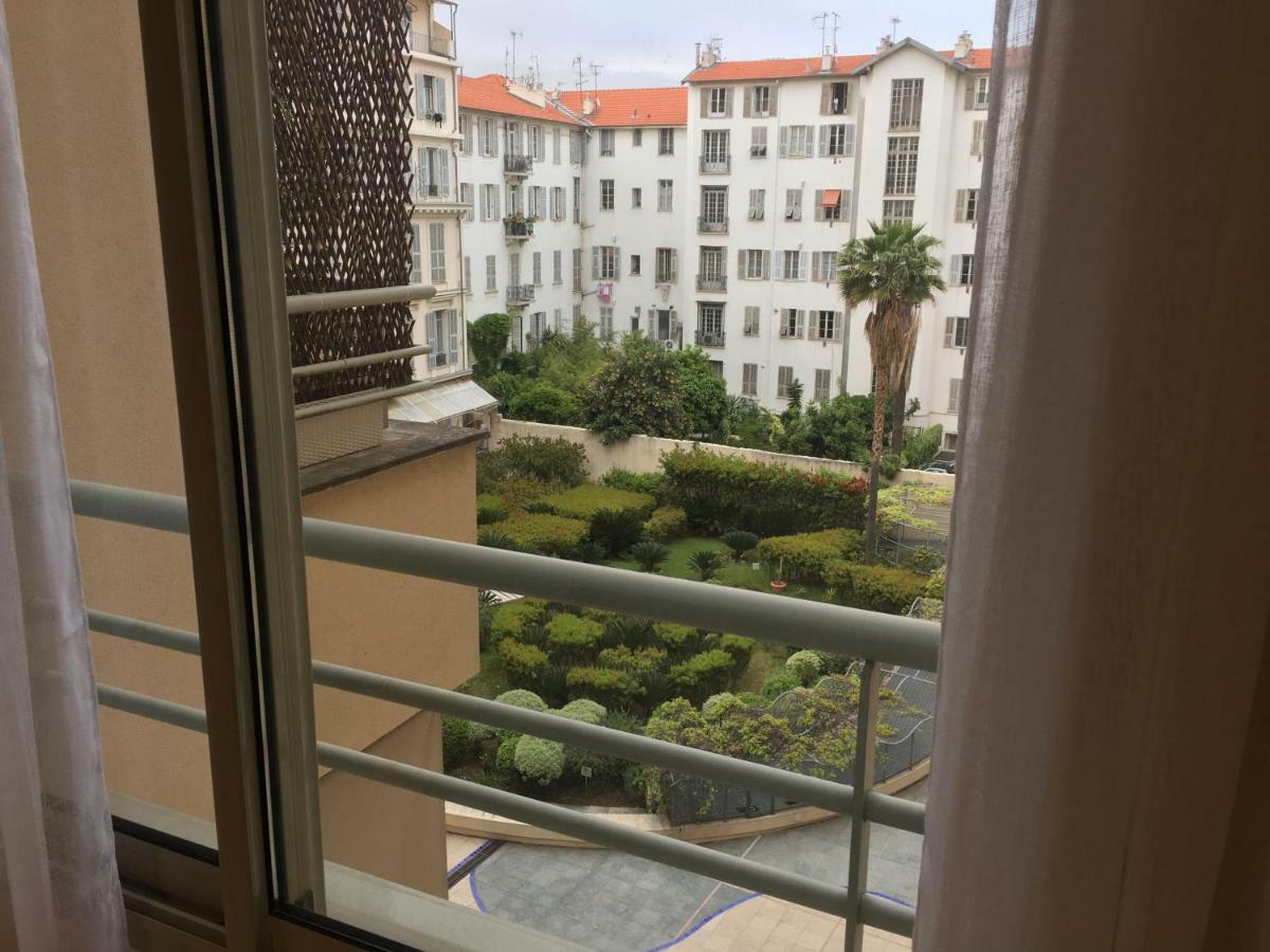 Quiet Flat Next To The Beach 尼斯 外观 照片